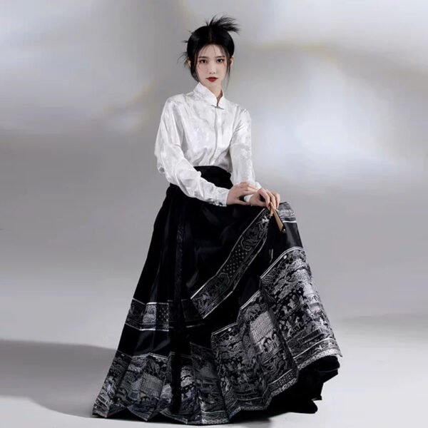 Modernized Tangzhuang‌ Horse Face dress