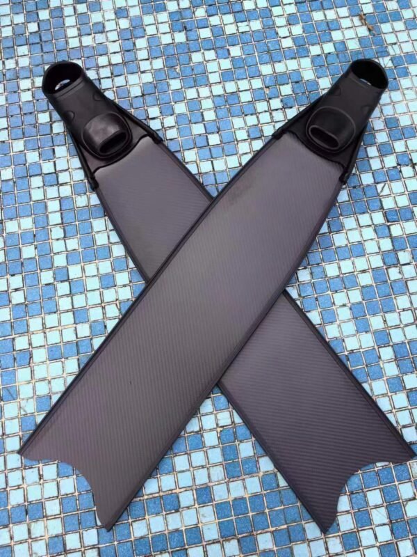 carbon fiber fins with footpocket