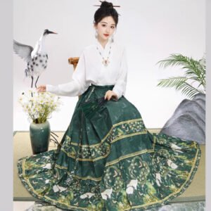 Modernized Tangzhuang‌ Horse Face Skirt‌