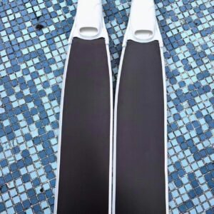 Free diving pure carbon fiber fins