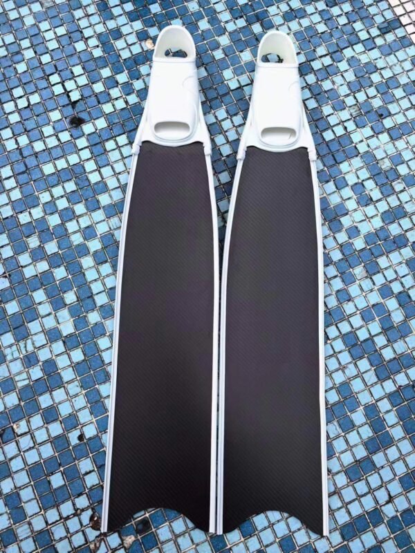 Free diving pure carbon fiber fins