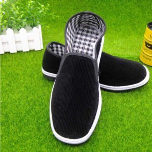 Hot Sell Arts Men Chinese Traditional Old Beijing Trendy Shoes Rubber Sole with Soft and Closed Toe Design Shoes