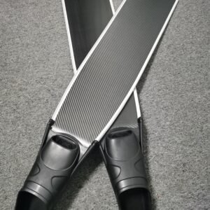 black footpocket white bar fins