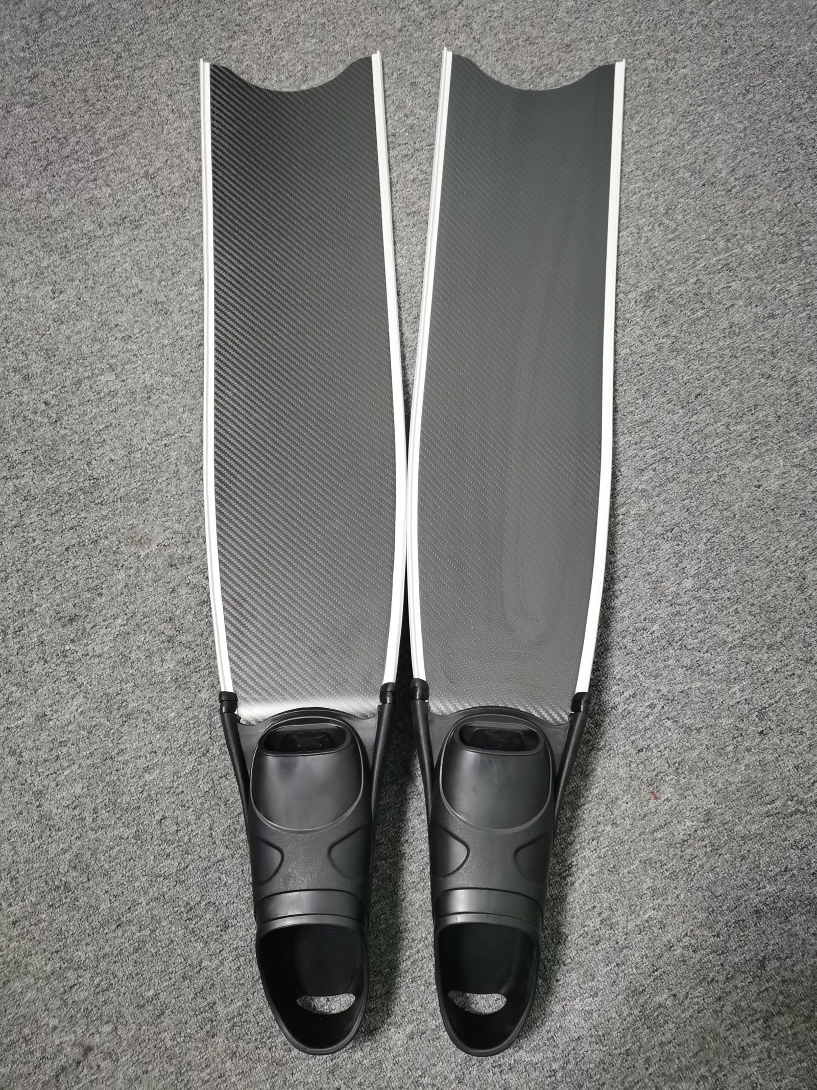 3K carbon fiber fins with footpocket
